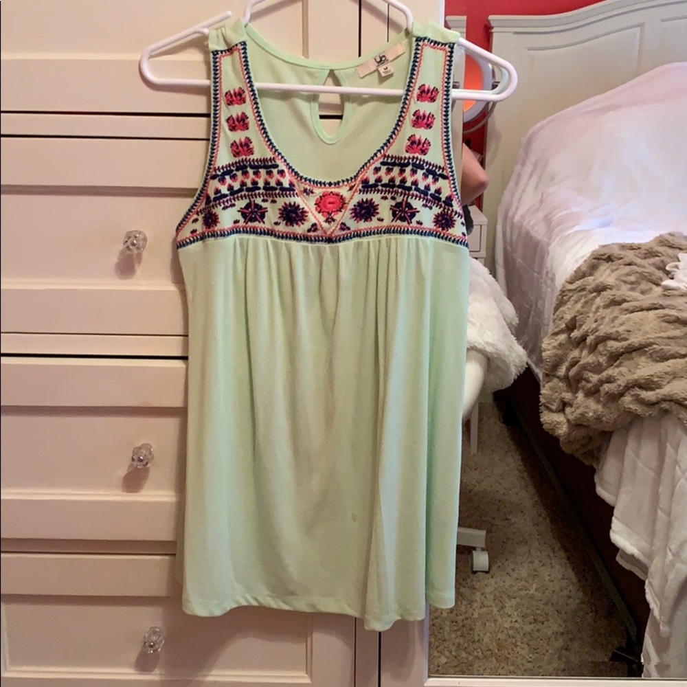 Summer tank
